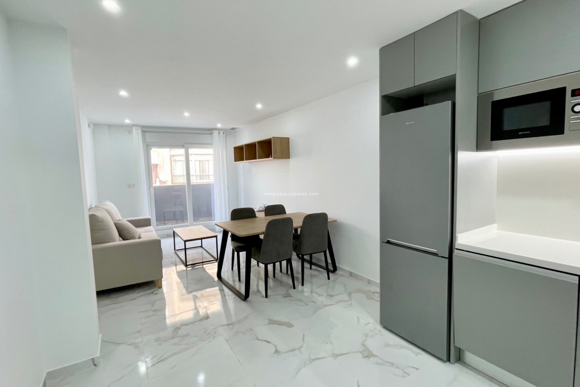 Reventa - Apartamento / piso - Torrevieja - Center