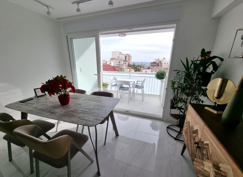 Reventa - Apartamento / piso - Torrevieja - Center