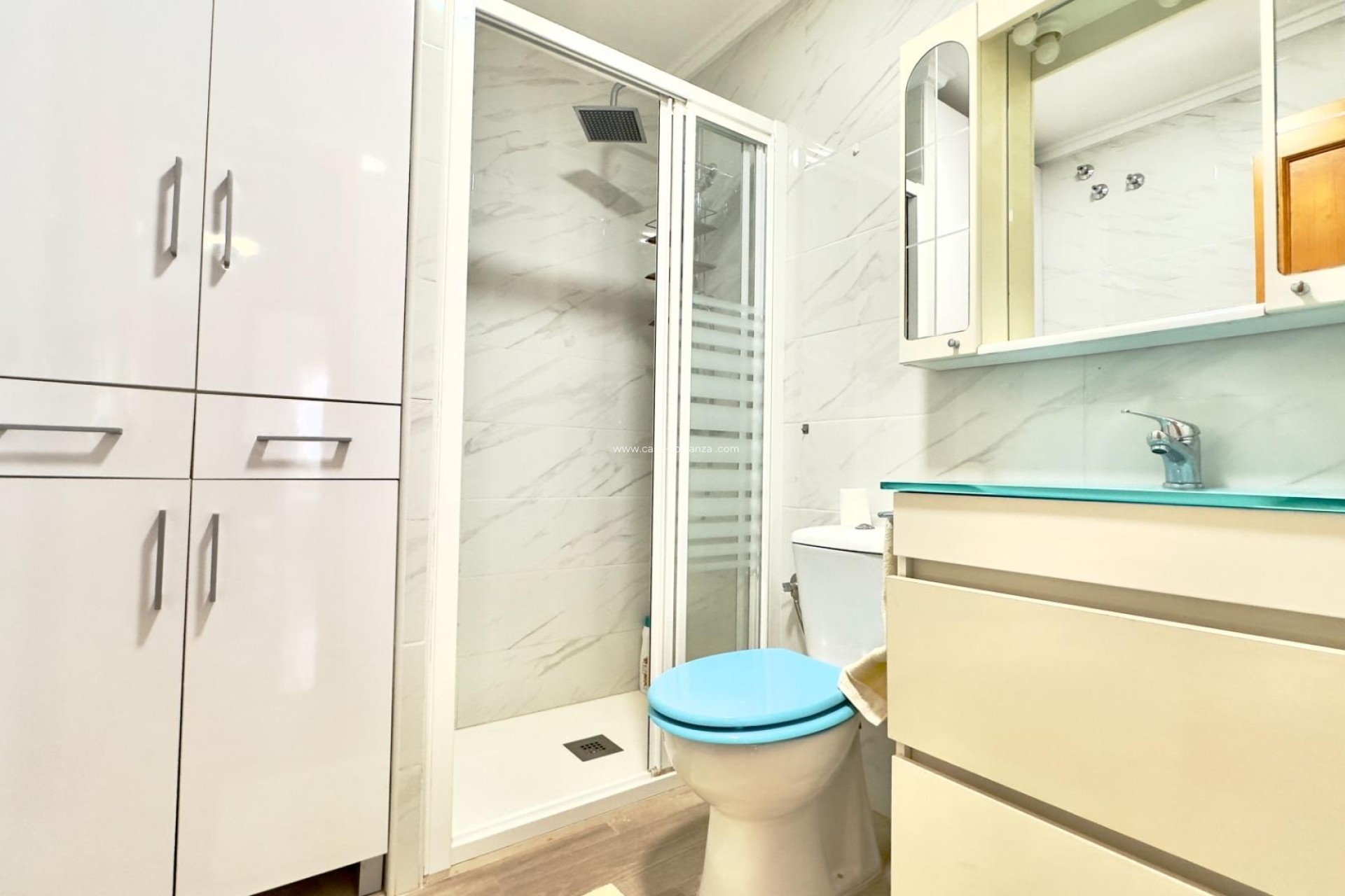 Reventa - Apartamento / piso - Torrevieja - Center