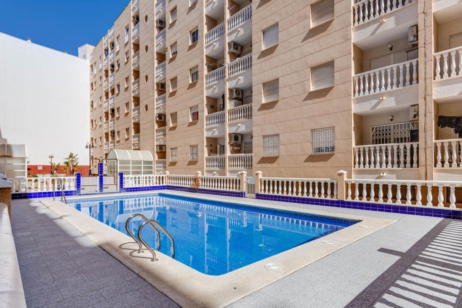 Reventa - Apartamento / piso - Torrevieja - Center