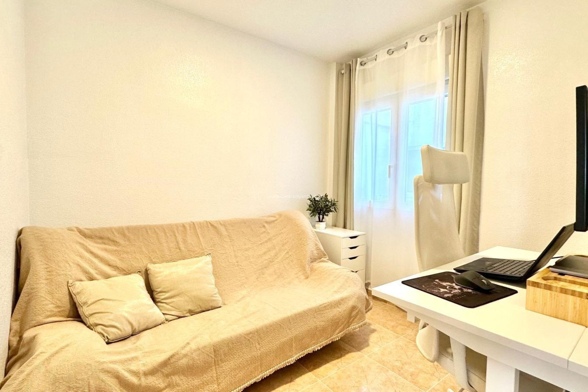 Reventa - Apartamento / piso - Torrevieja - Center