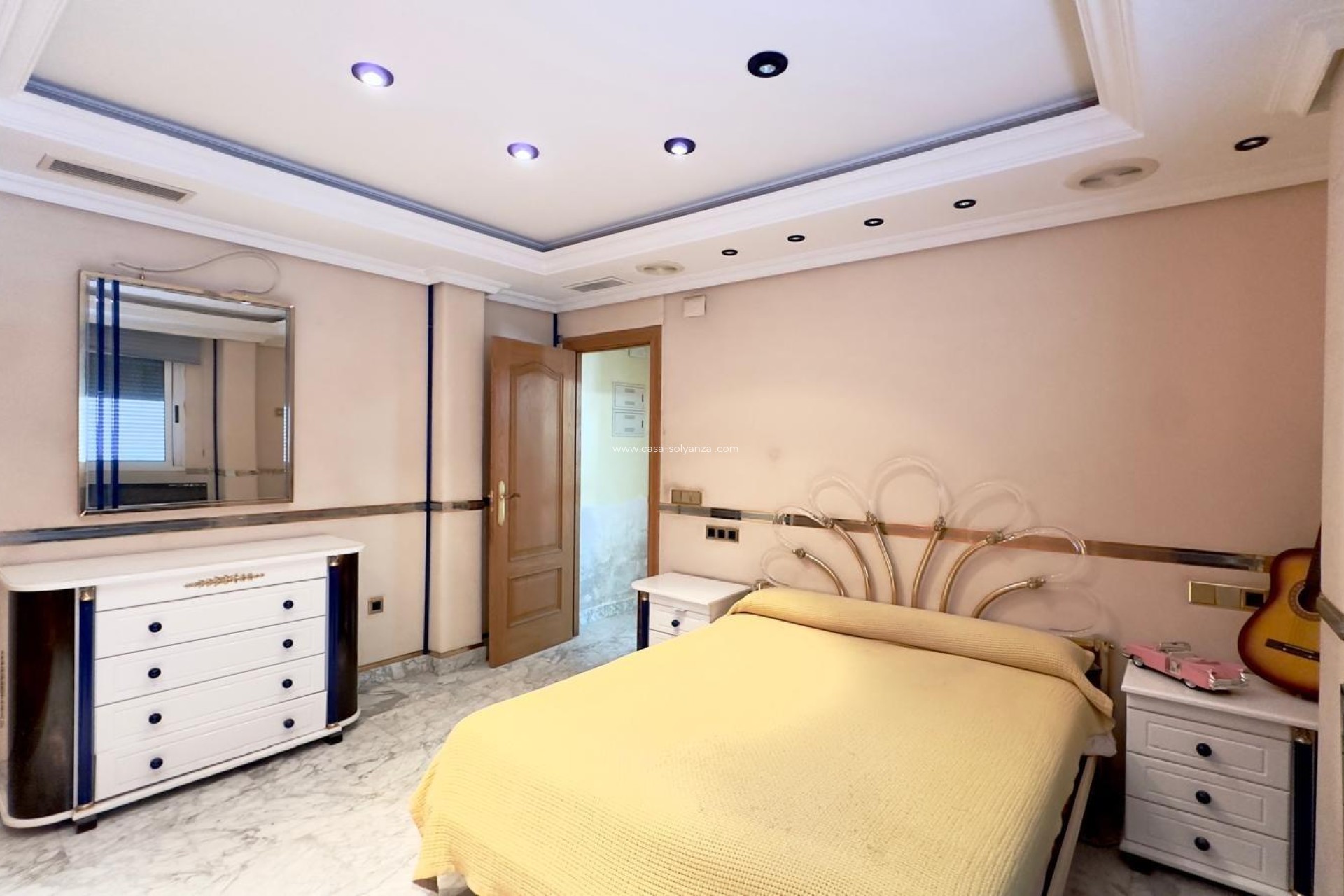 Reventa - Apartamento / piso - Torrevieja - Center