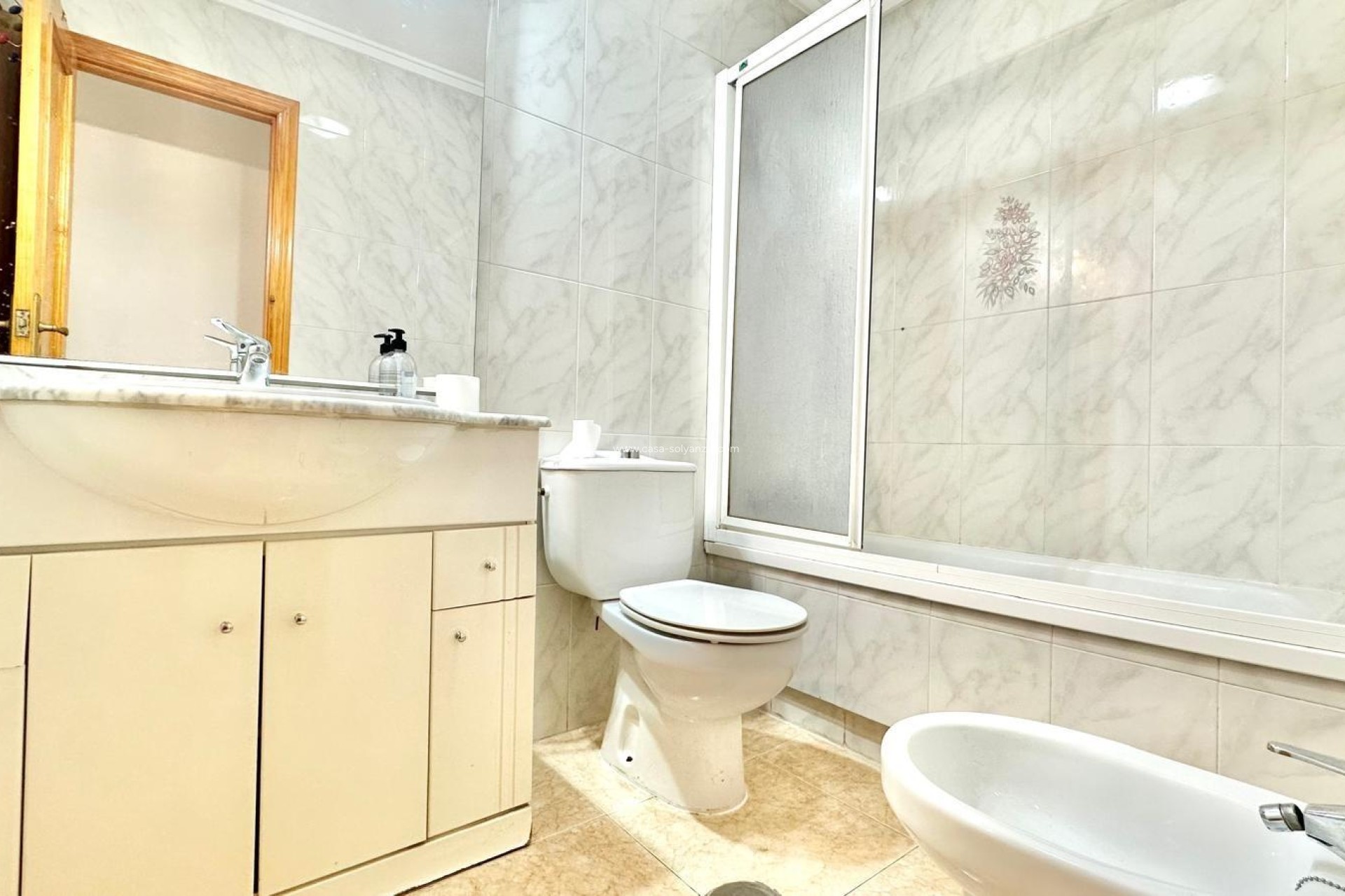 Reventa - Apartamento / piso - Torrevieja - Center