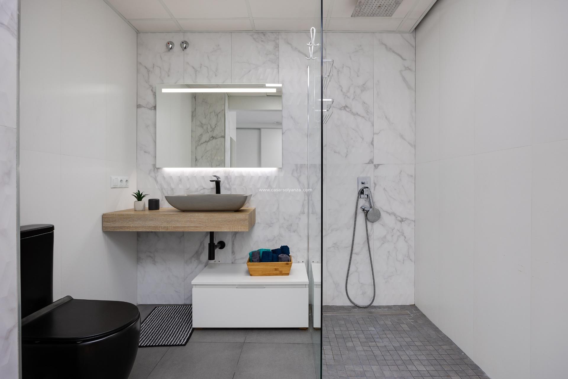 Reventa - Apartamento / piso - Torrevieja - Center