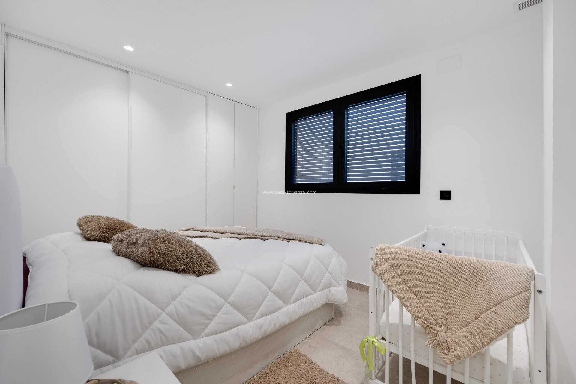 Reventa - Apartamento / piso - Torrevieja - Center