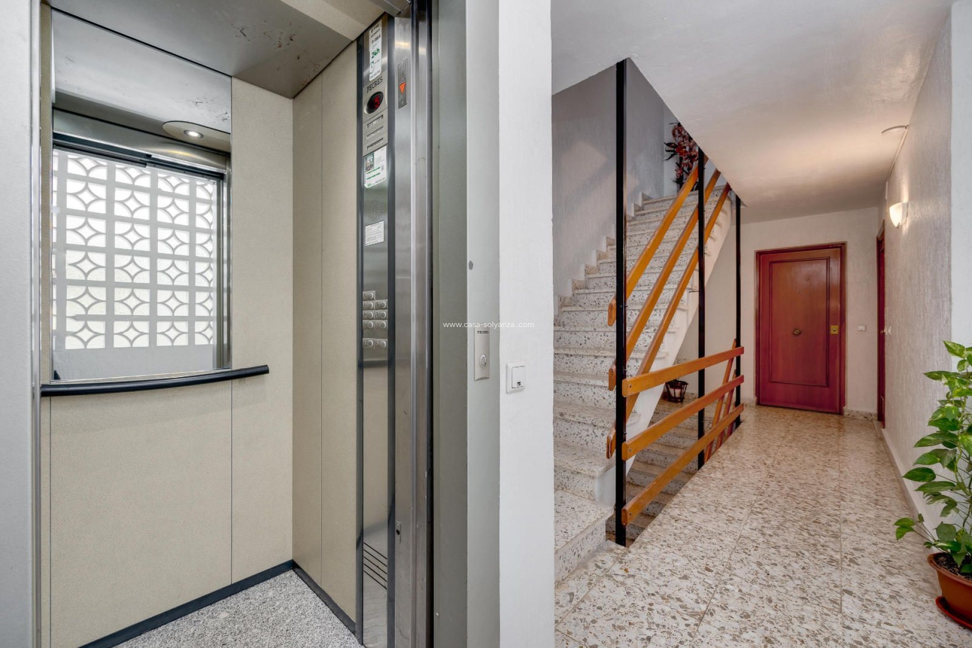 Reventa - Apartamento / piso - Torrevieja - Center