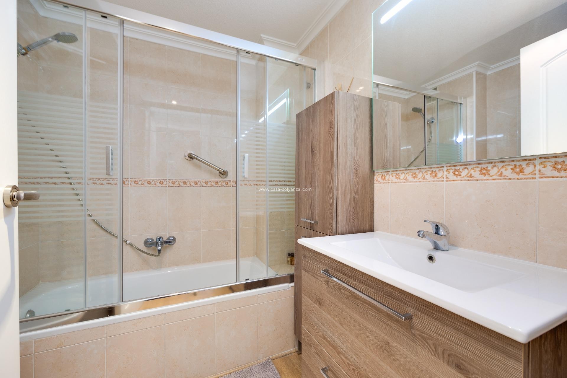 Reventa - Apartamento / piso - Torrevieja - Center