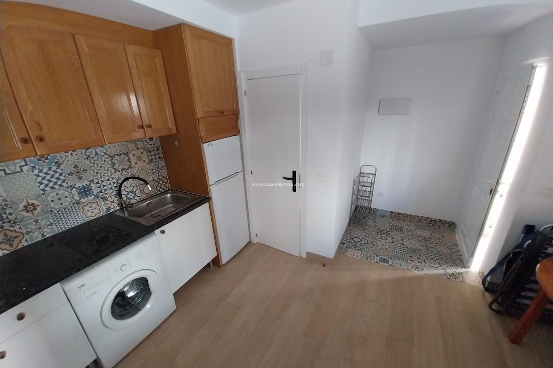 Reventa - Apartamento / piso - Torrevieja - Center