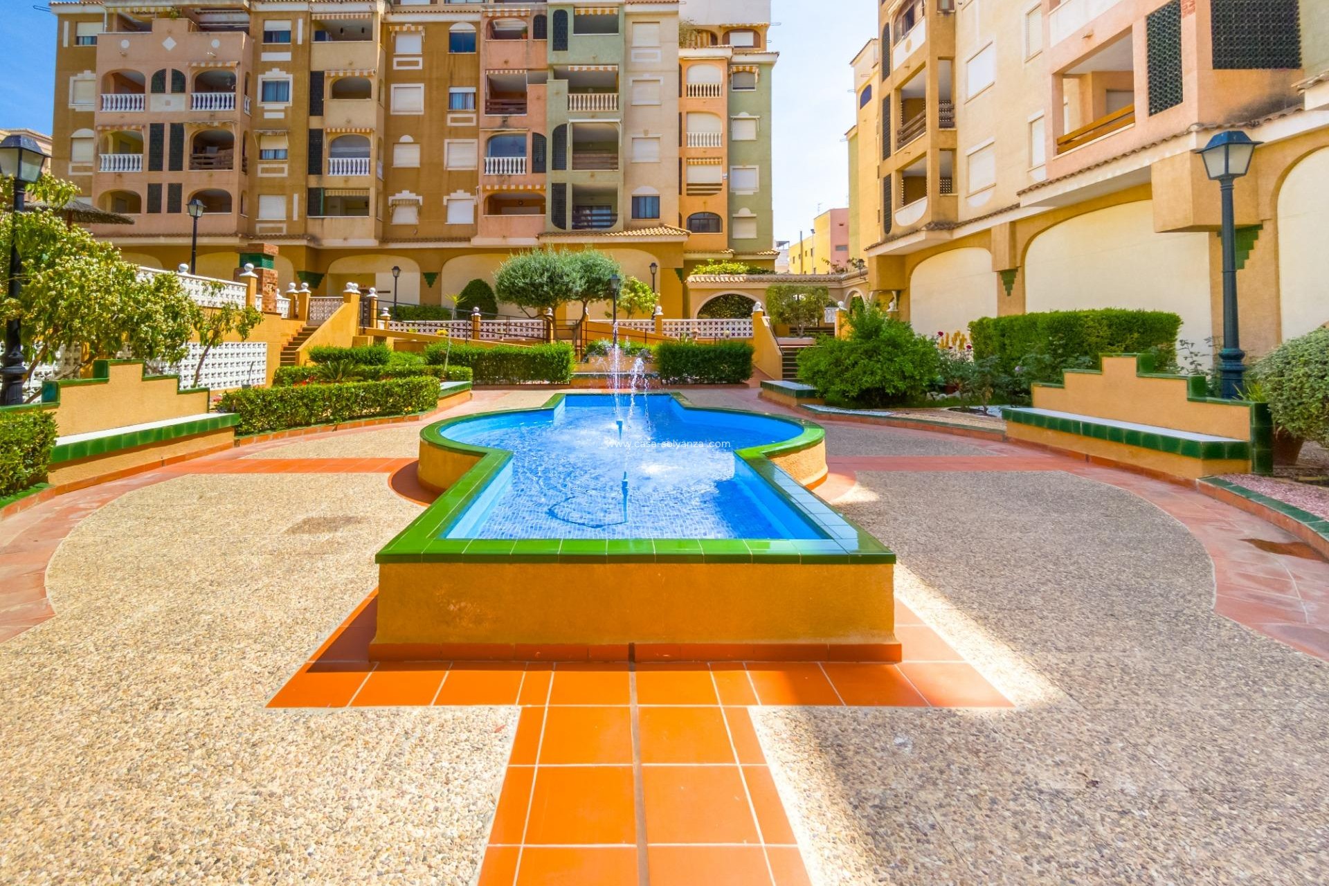 Reventa - Apartamento / piso - Torrevieja - Center