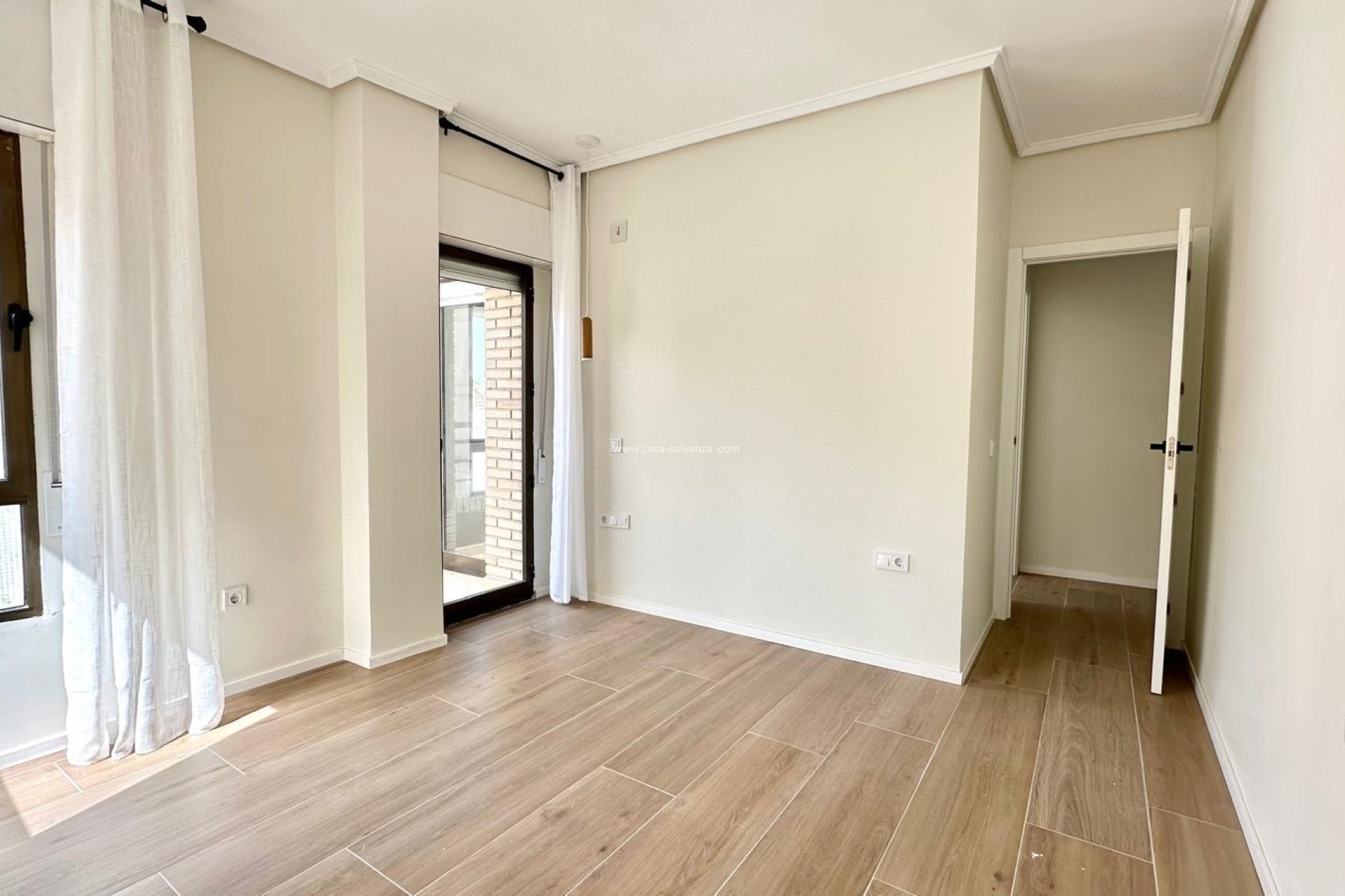Reventa - Apartamento / piso - Torrevieja - Center