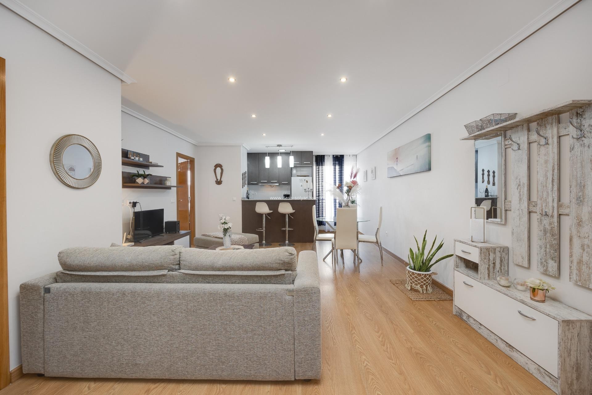 Reventa - Apartamento / piso - Torrevieja - Center