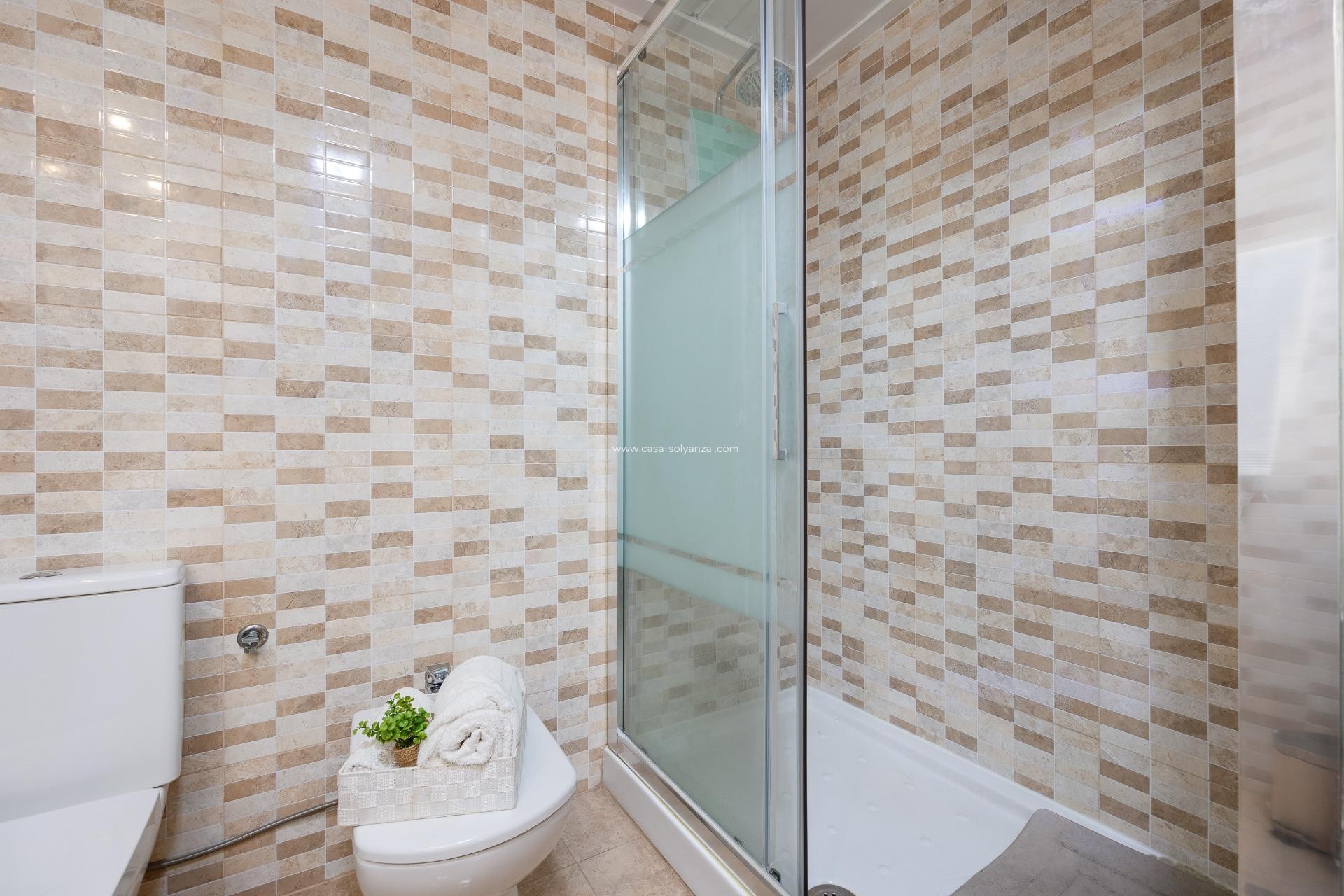 Reventa - Apartamento / piso - Torrevieja - Center