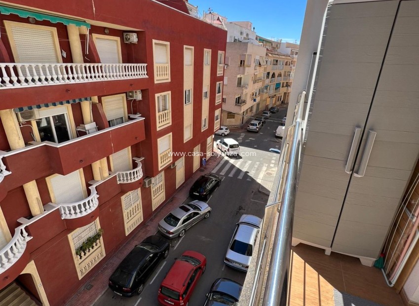 Reventa - Apartamento / piso - Torrevieja - Center