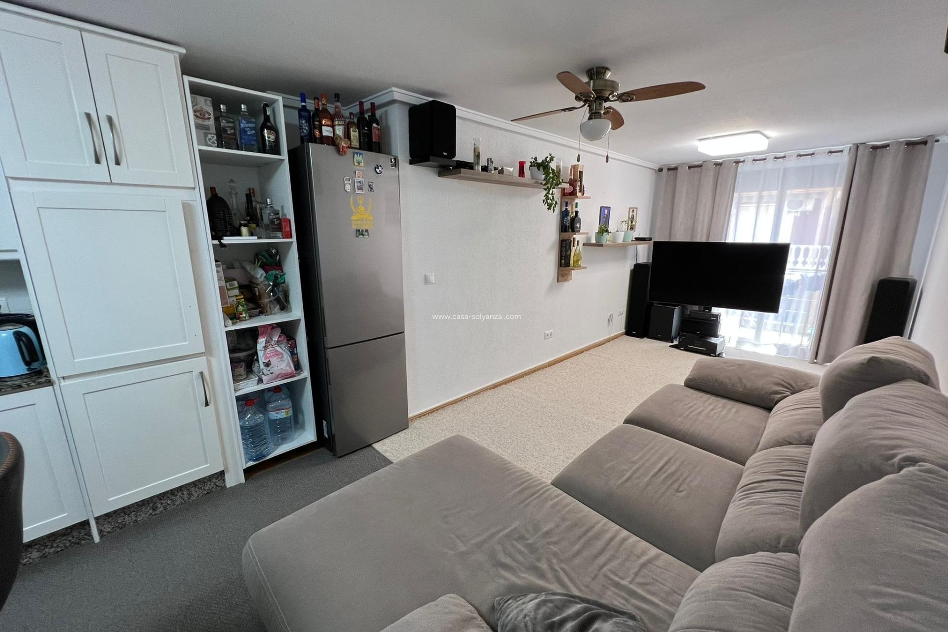 Reventa - Apartamento / piso - Torrevieja - Center