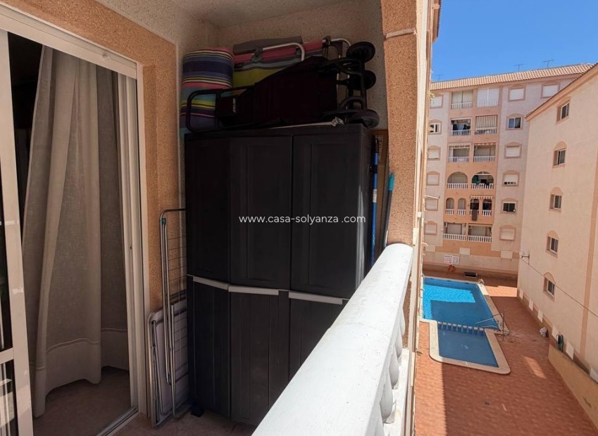 Reventa - Apartamento / piso - Torrevieja - Center
