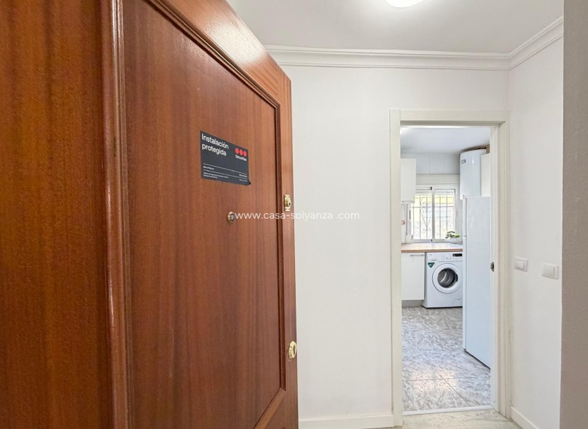 Reventa - Apartamento / piso - Torrevieja - Center