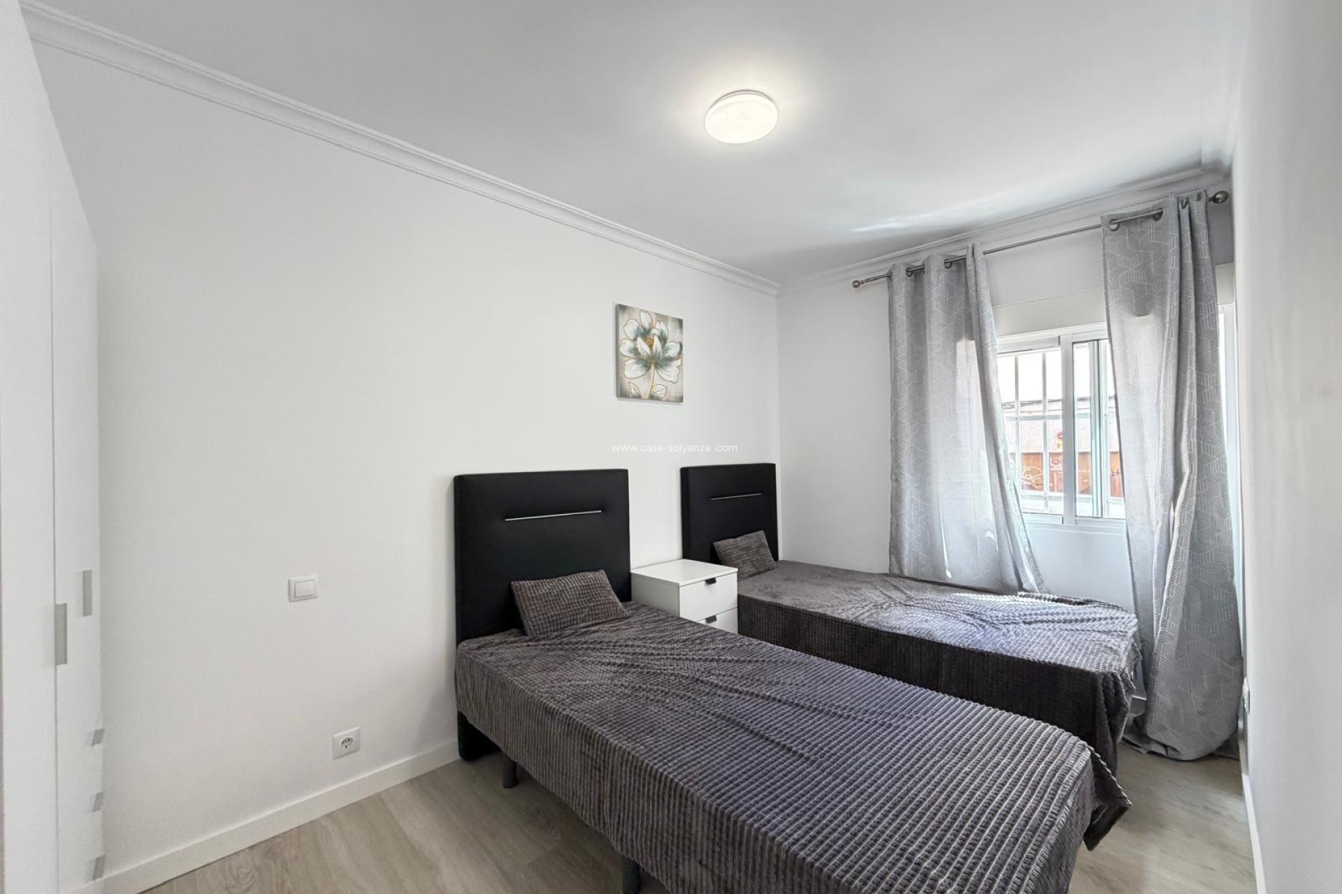 Reventa - Apartamento / piso - Torrevieja - Center