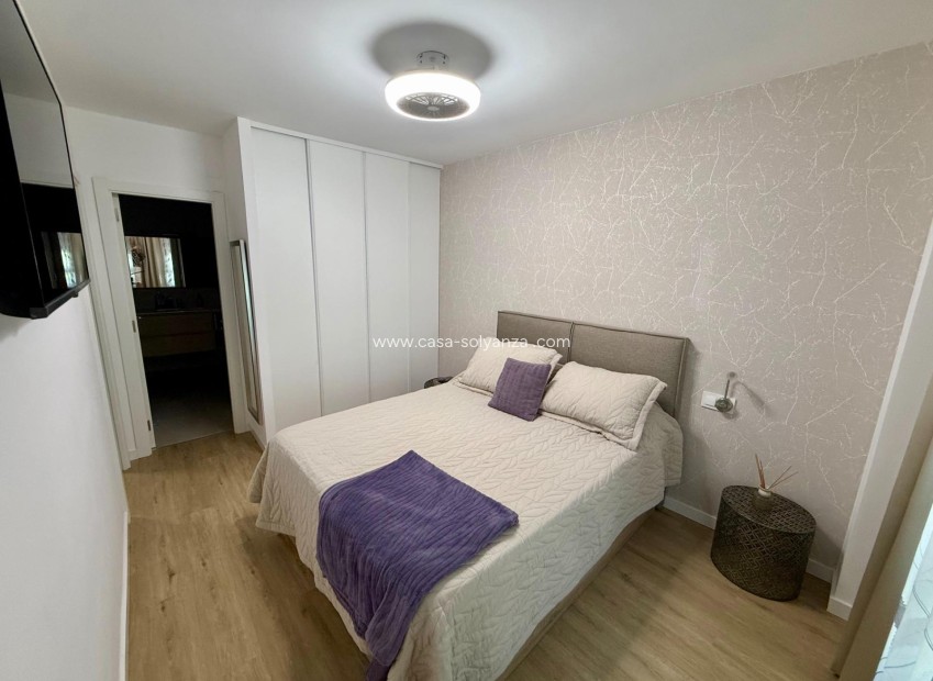 Reventa - Apartamento / piso - Torrevieja - Center