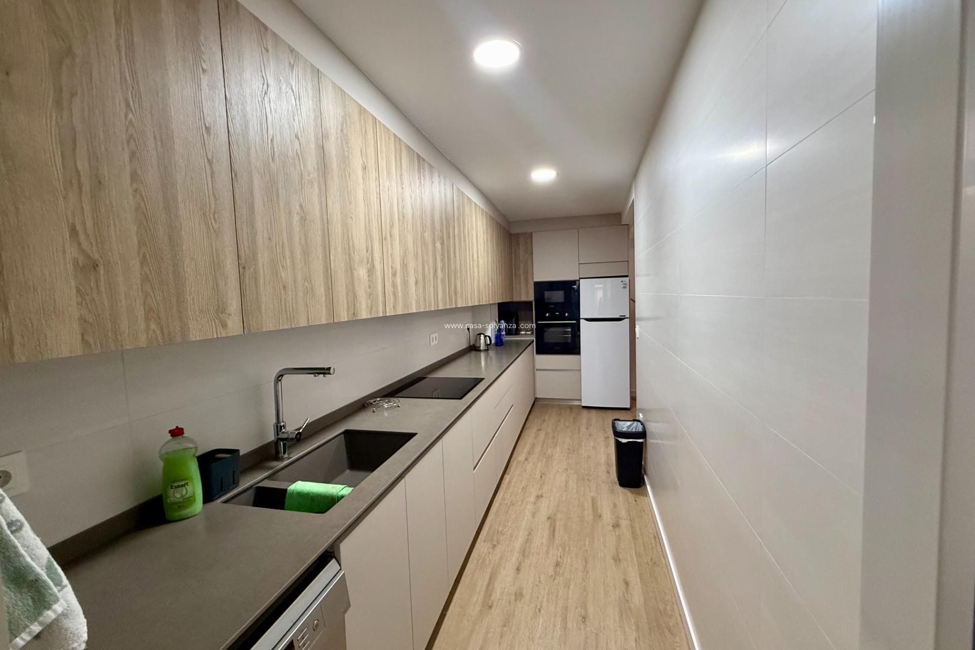 Reventa - Apartamento / piso - Torrevieja - Center