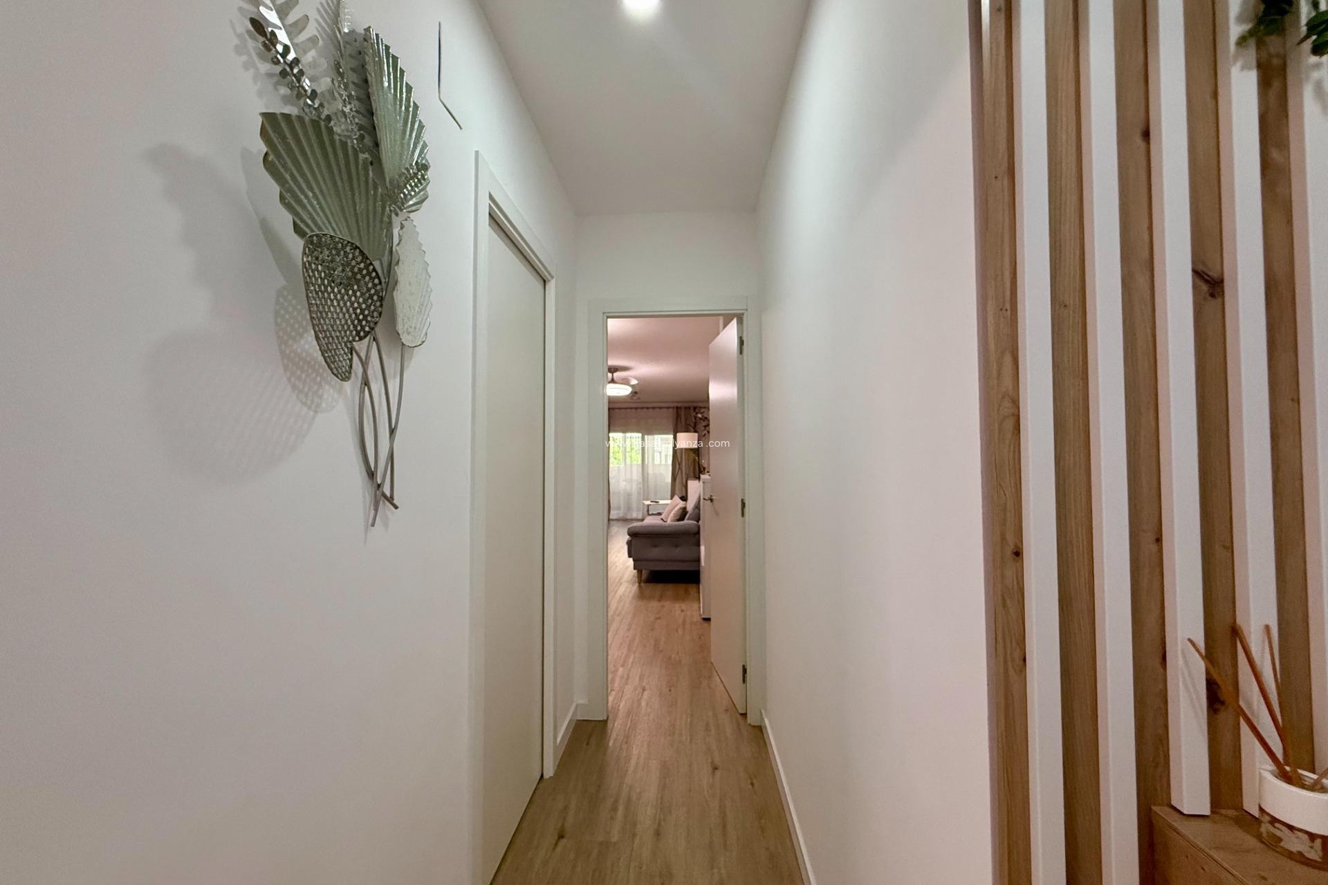 Reventa - Apartamento / piso - Torrevieja - Center
