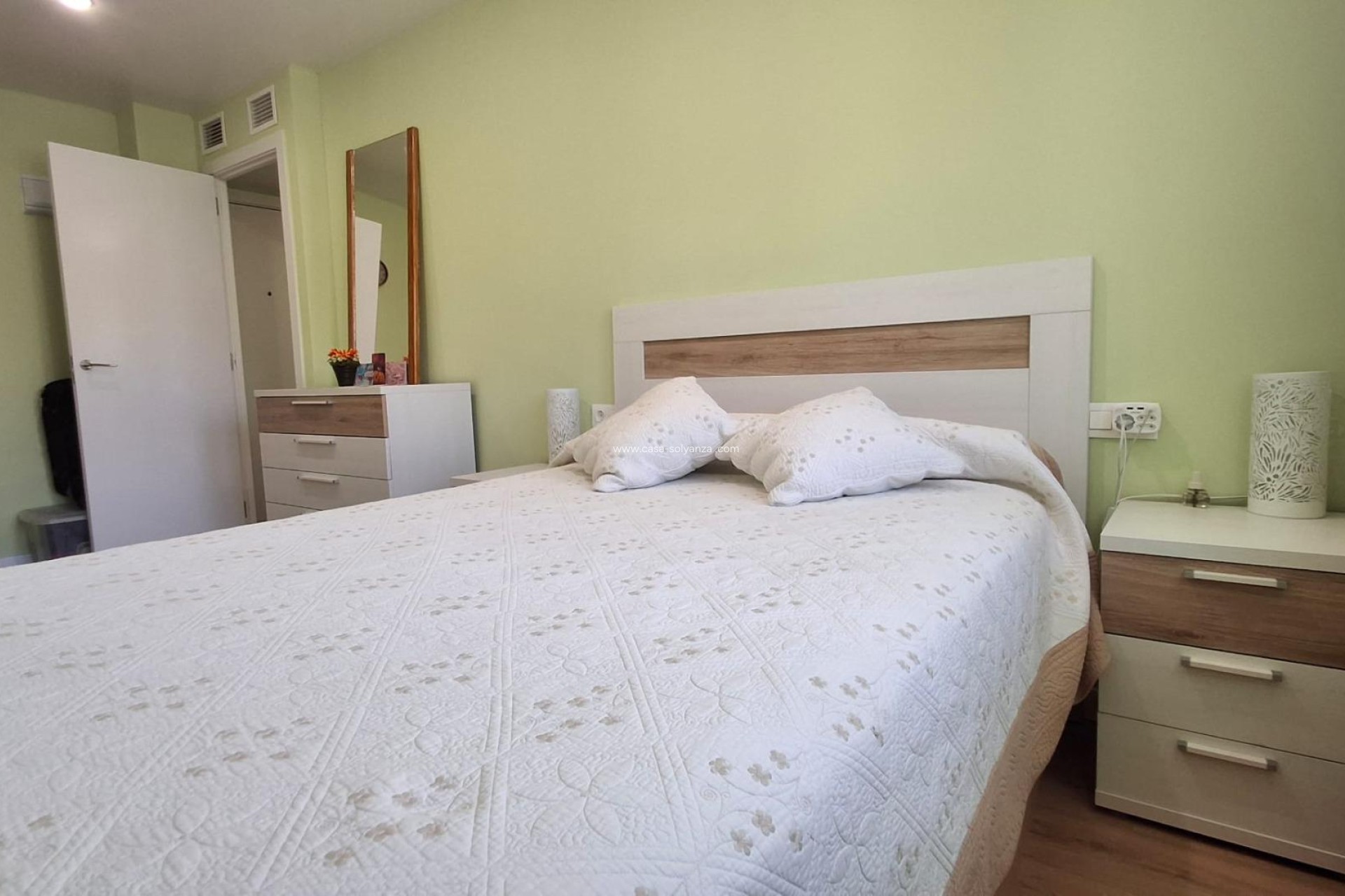 Reventa - Apartamento / piso - Torrevieja - Center