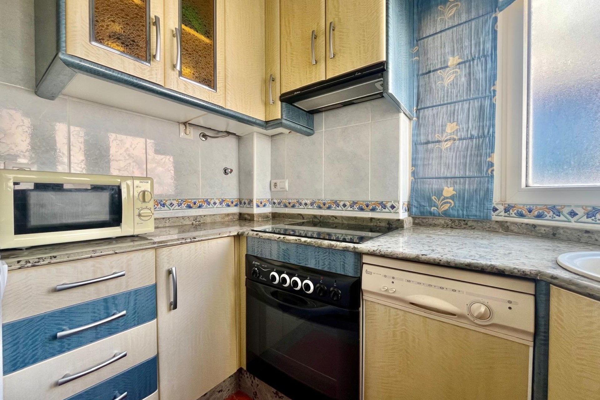 Reventa - Apartamento / piso - Torrevieja - Center