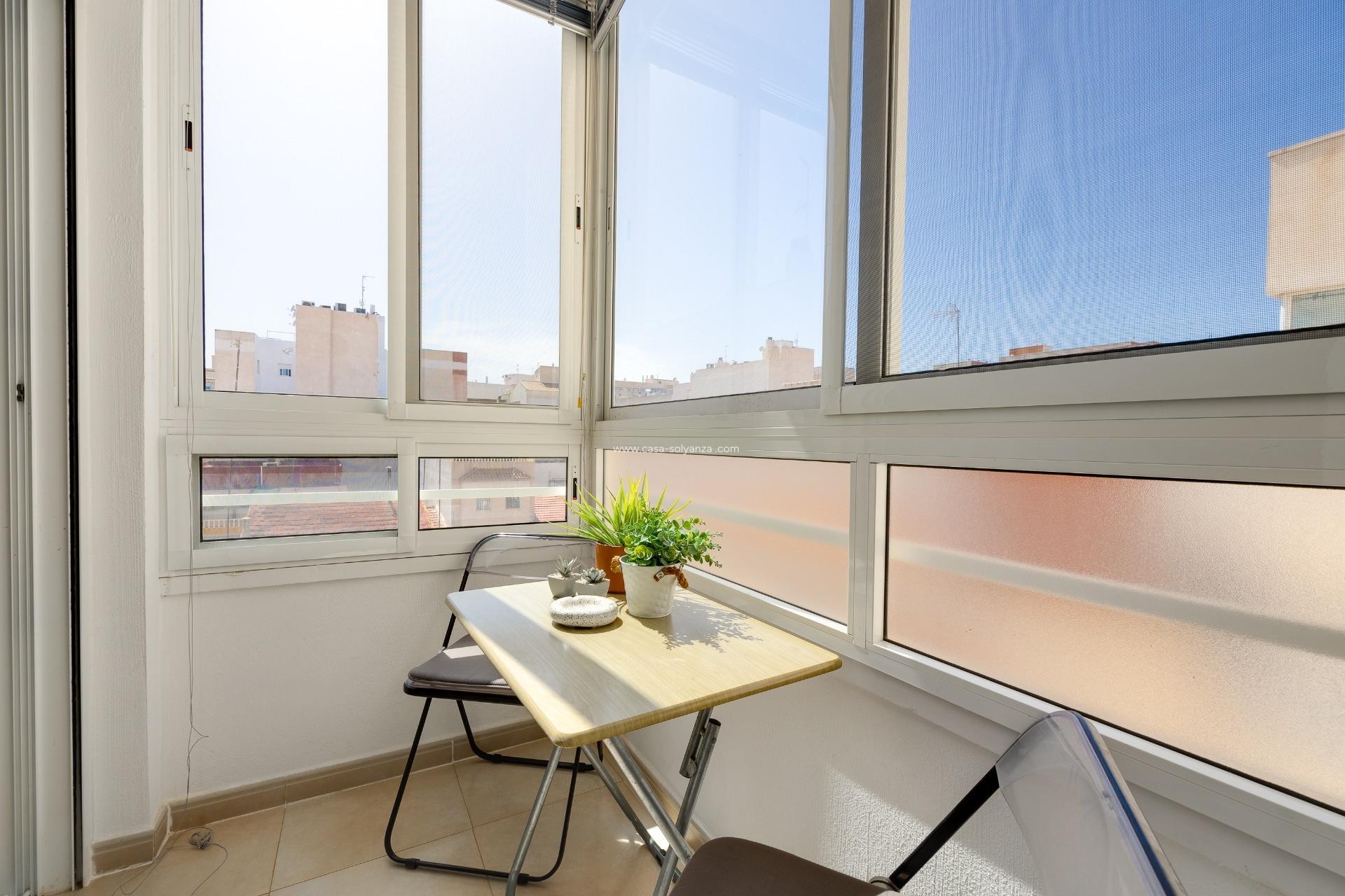 Reventa - Apartamento / piso - Torrevieja - Center