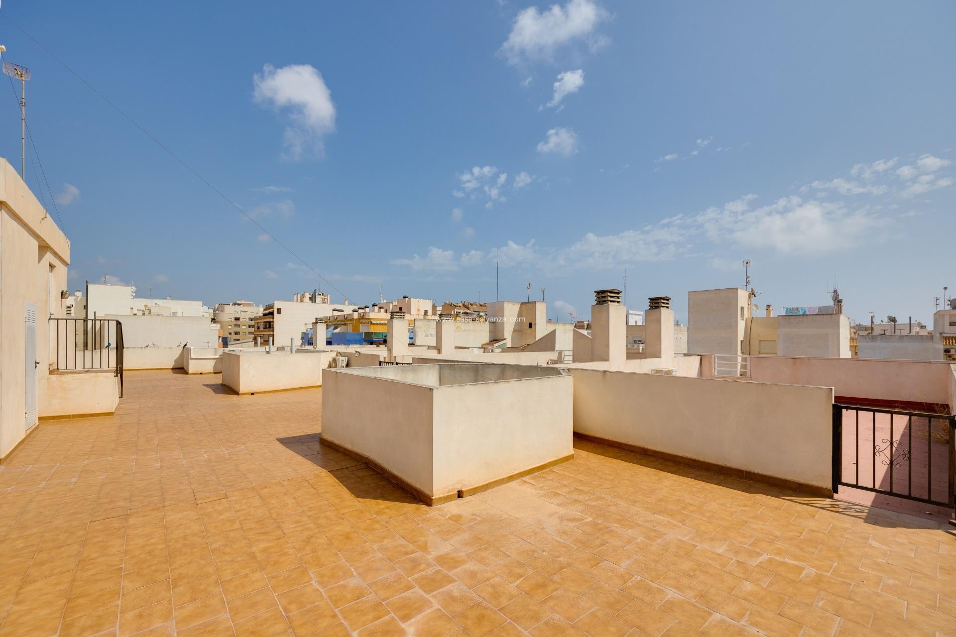 Reventa - Apartamento / piso - Torrevieja - Center