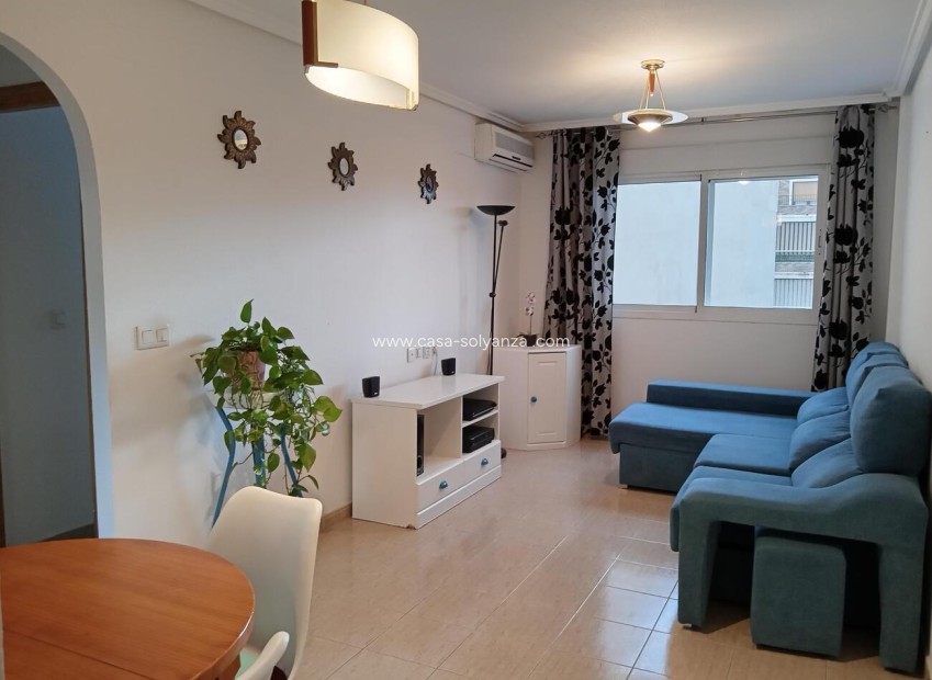 Reventa - Apartamento / piso - Torrevieja - Center
