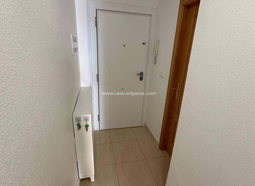 Reventa - Apartamento / piso - Torrevieja - Center