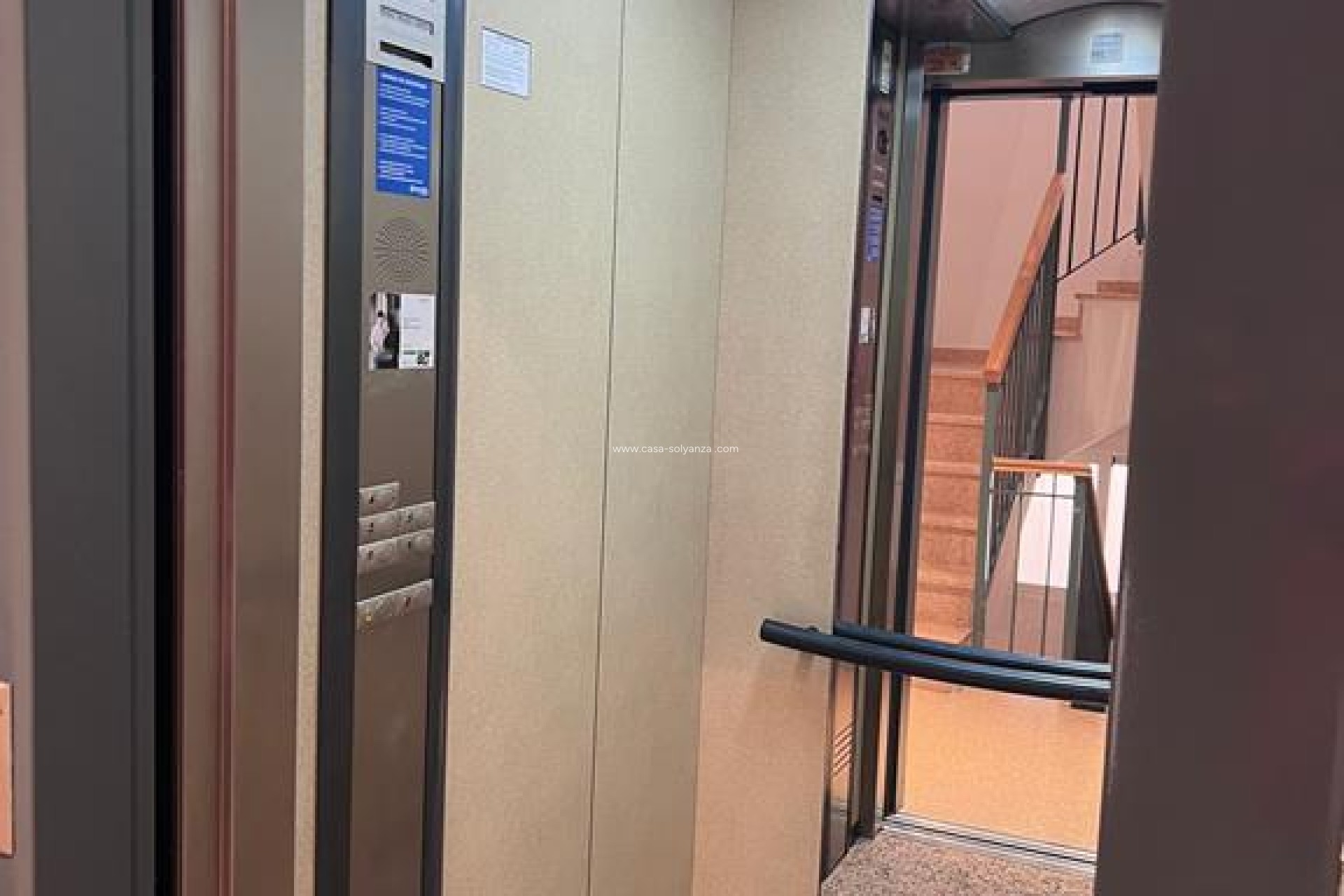 Reventa - Apartamento / piso - Torrevieja - CENTRO CASCO URBANO