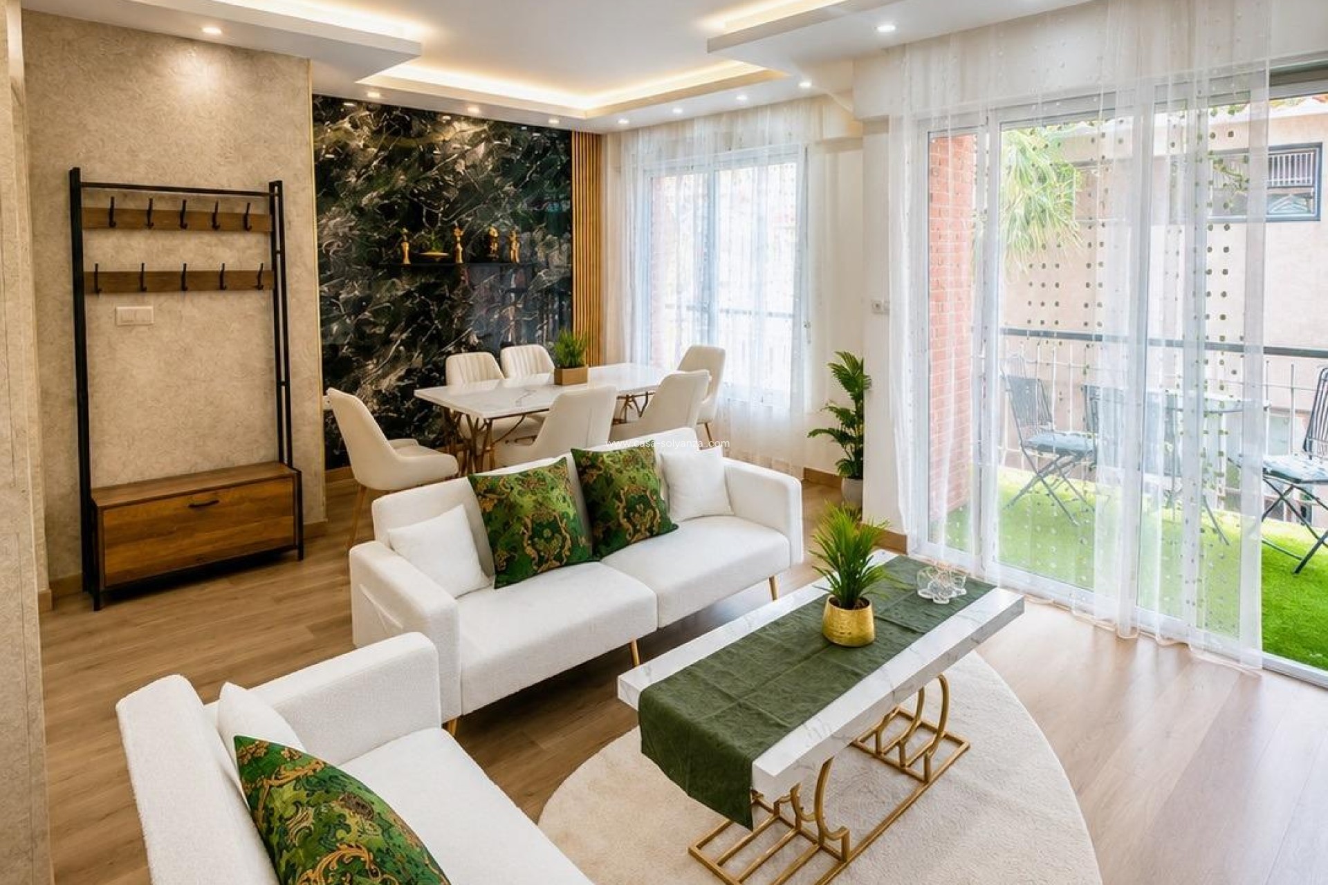 Reventa - Apartamento / piso - Torrevieja - Centro - Muelle Pesquero
