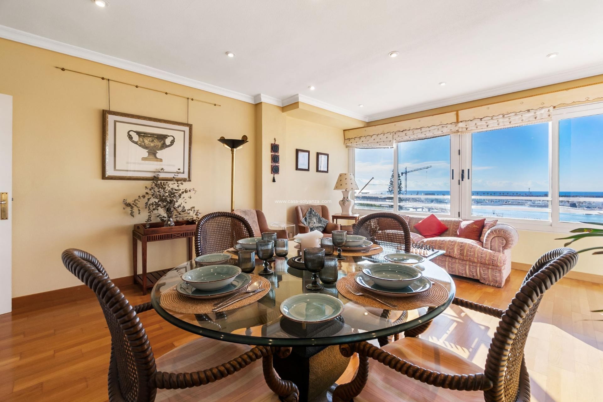 Reventa - Apartamento / piso - Torrevieja - Centro - Muelle Pesquero