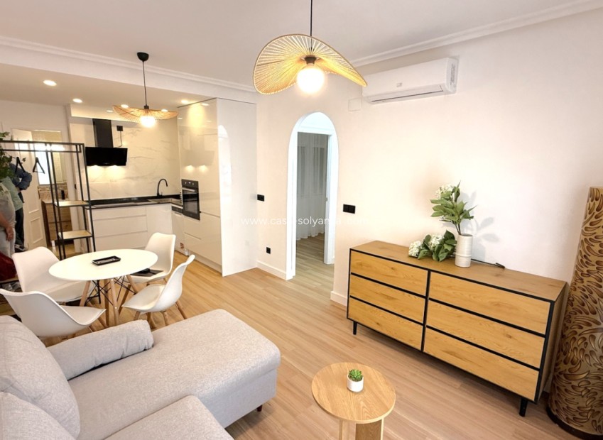 Reventa - Apartamento / piso - Torrevieja - Costa Blanca
