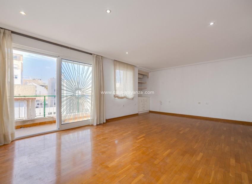 Reventa - Apartamento / piso - Torrevieja - Costa Blanca