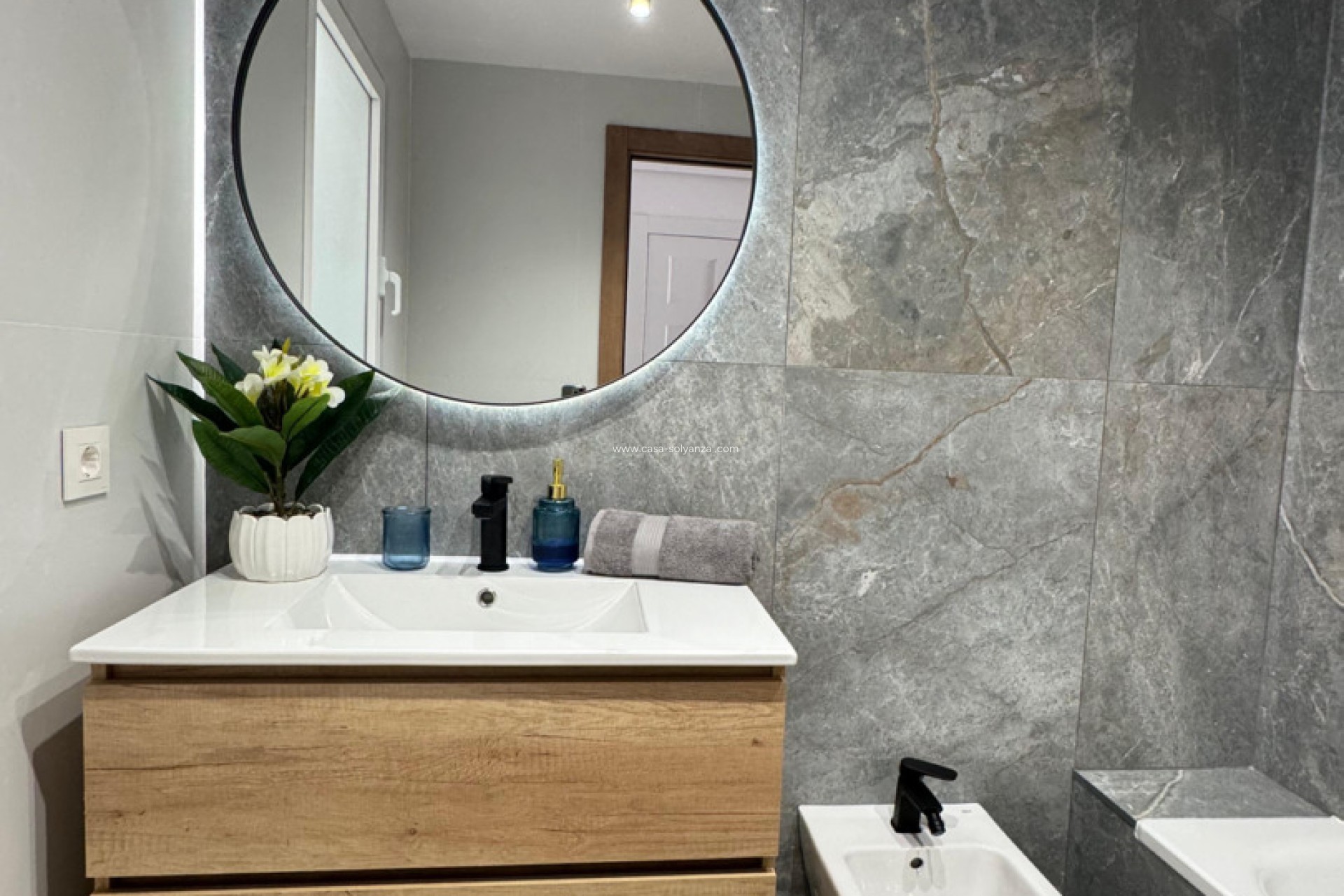 Reventa - Apartamento / piso - Torrevieja - Costa Blanca