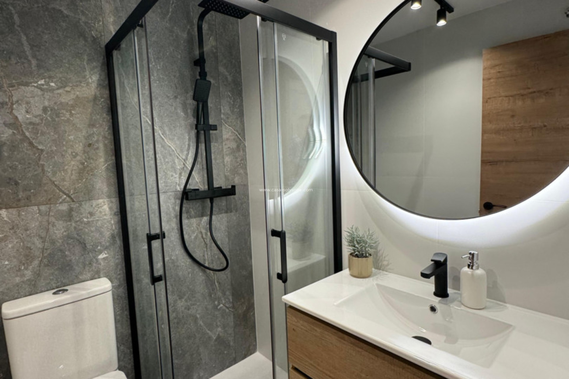 Reventa - Apartamento / piso - Torrevieja - Costa Blanca