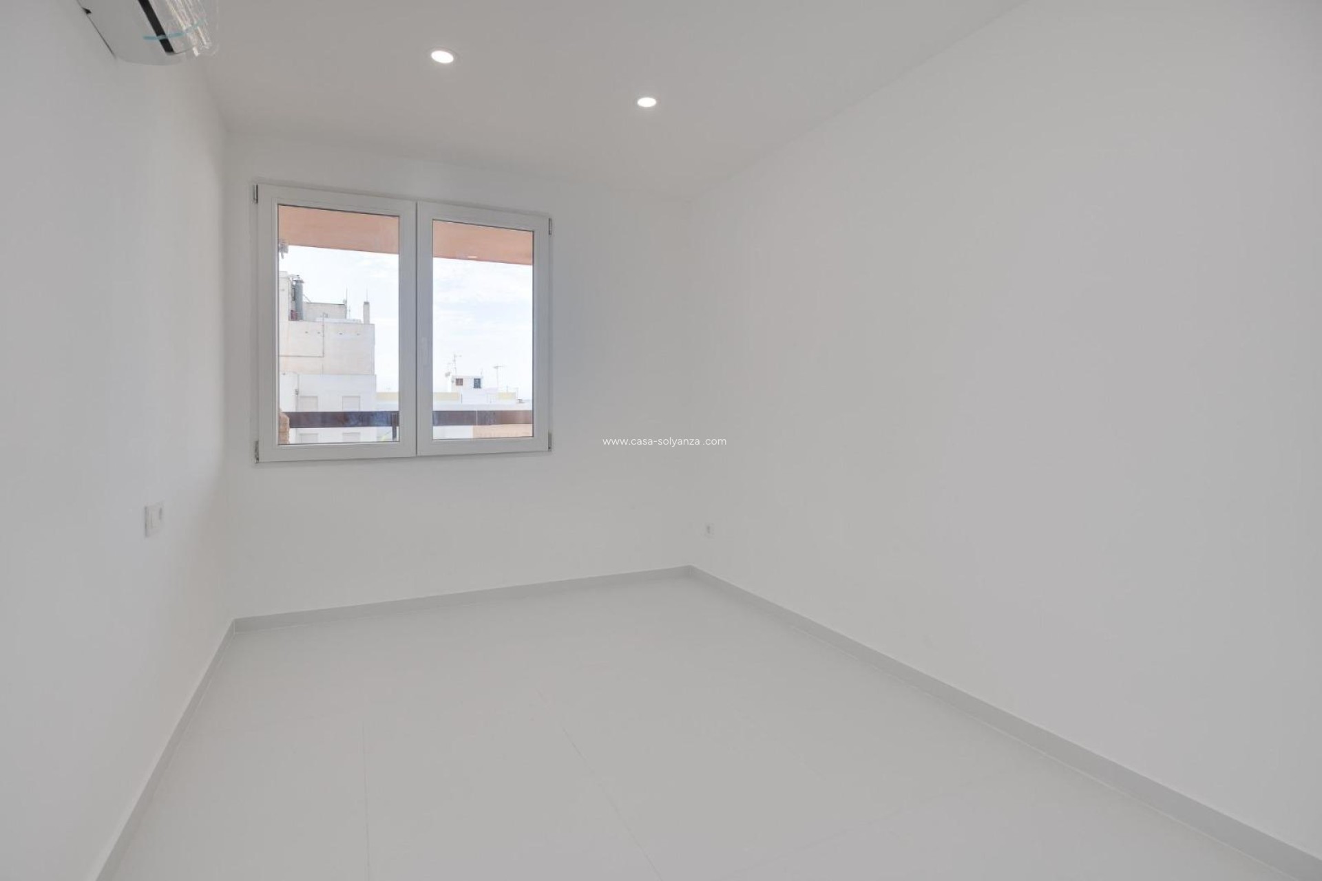 Reventa - Apartamento / piso - Torrevieja - Costa Blanca