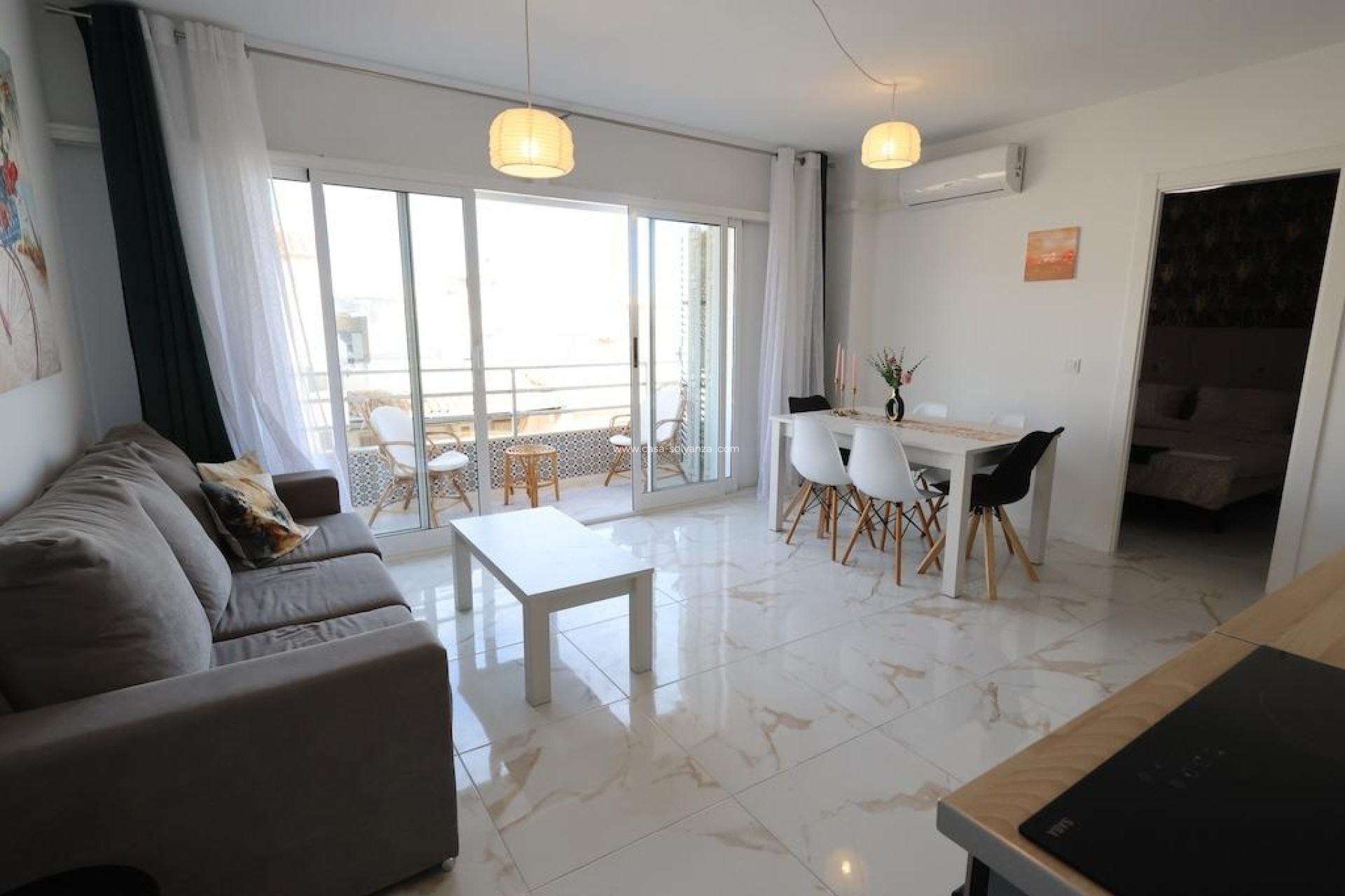 Reventa - Apartamento / piso - Torrevieja - Costa Blanca