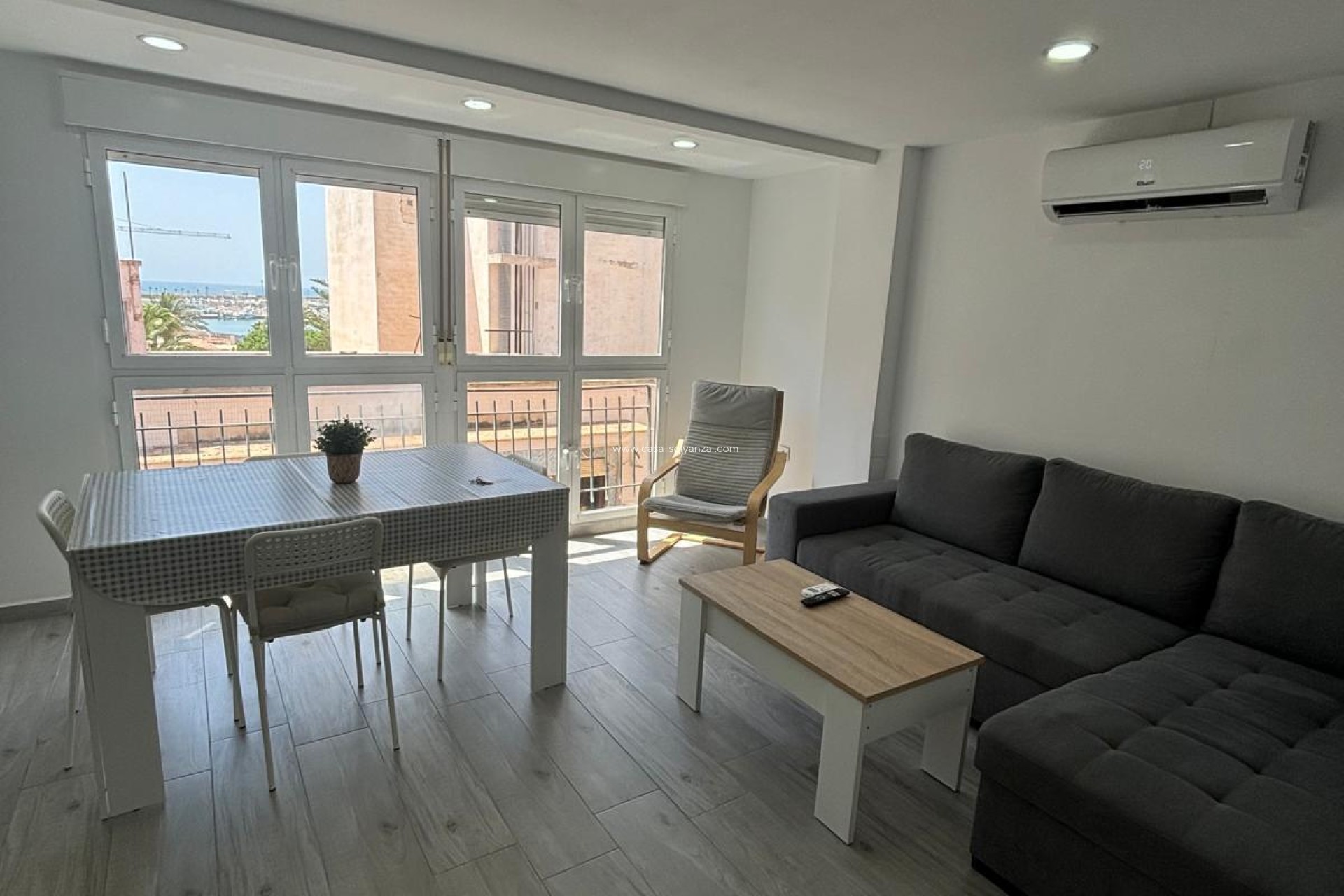 Reventa - Apartamento / piso - Torrevieja - Costa Blanca
