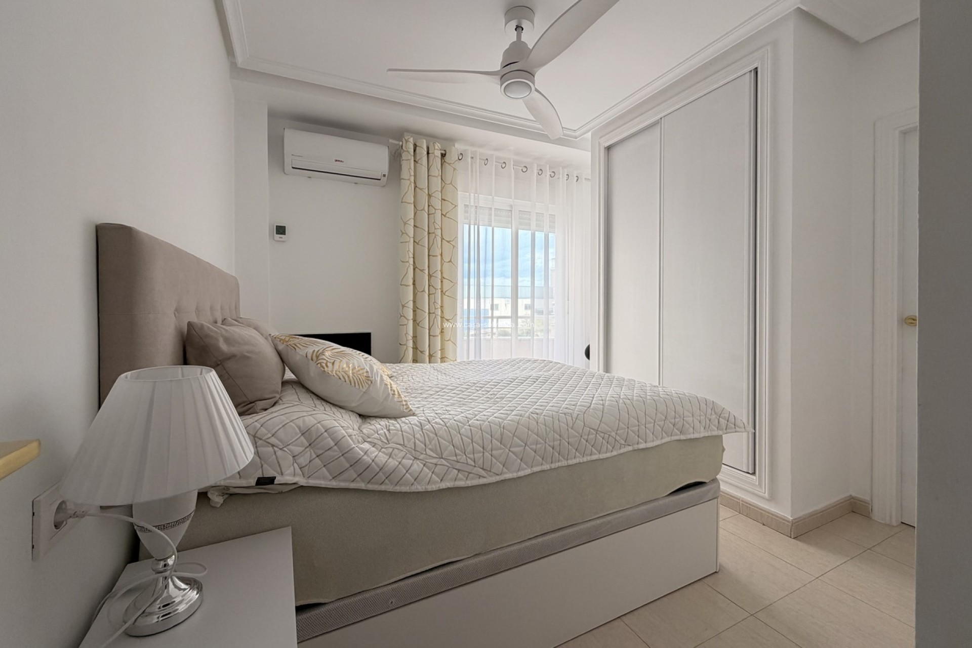 Reventa - Apartamento / piso - Torrevieja - Costa Blanca