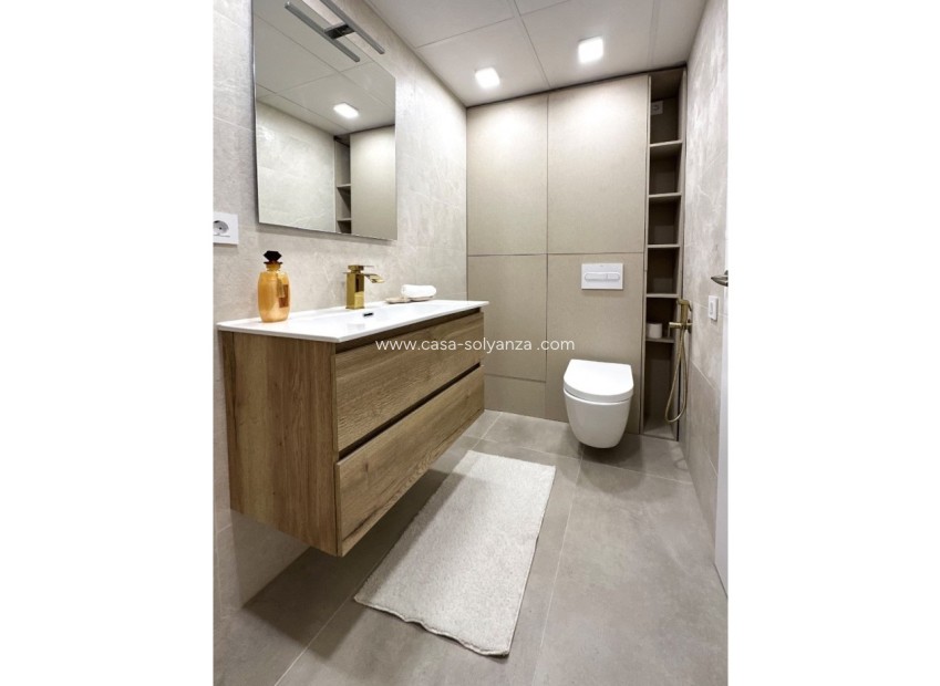 Reventa - Apartamento / piso - Torrevieja - Costa Blanca