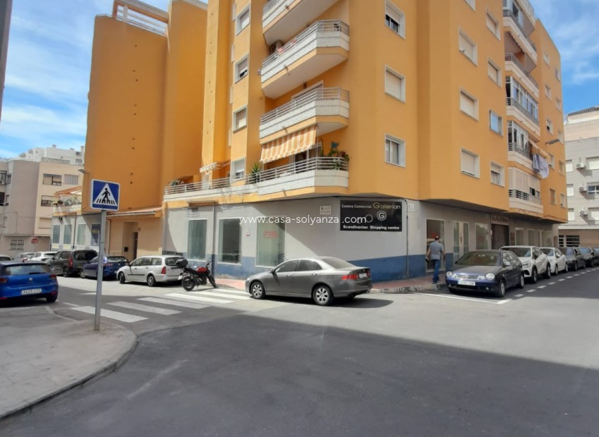 Reventa - Apartamento / piso - Torrevieja - Costa Blanca