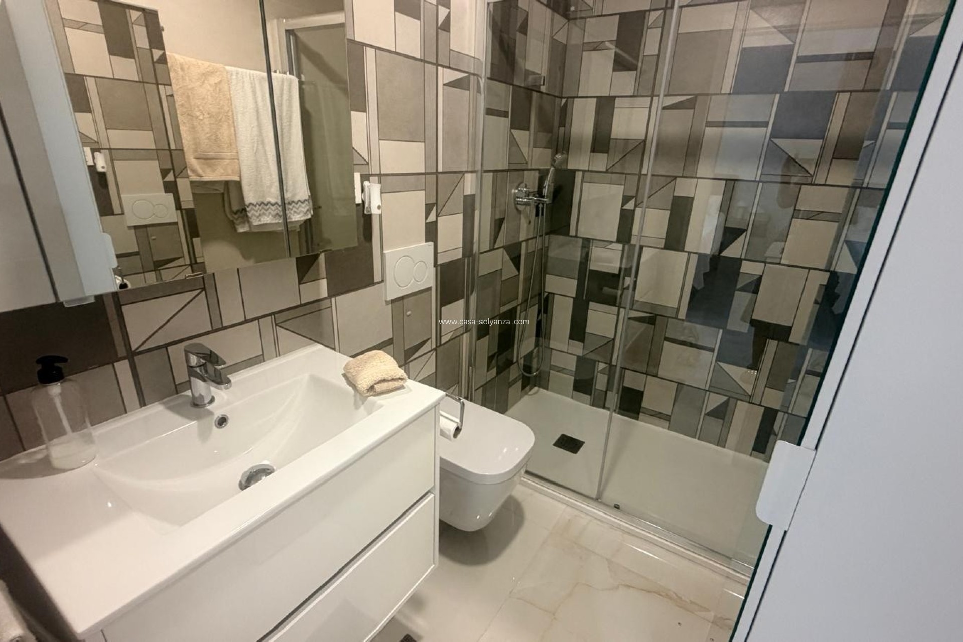 Reventa - Apartamento / piso - Torrevieja - Costa Blanca
