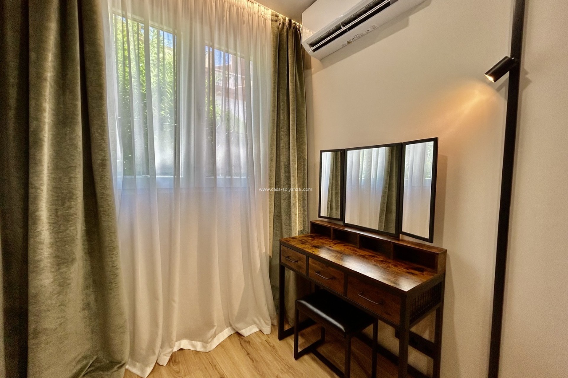 Reventa - Apartamento / piso - Torrevieja - Costa Blanca