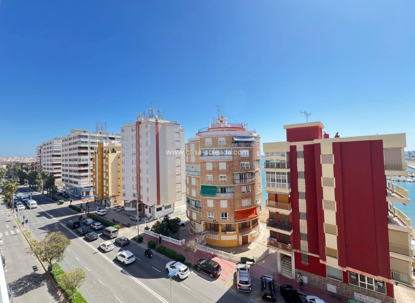 Reventa - Apartamento / piso - Torrevieja - El Acequión - Los Náufragos