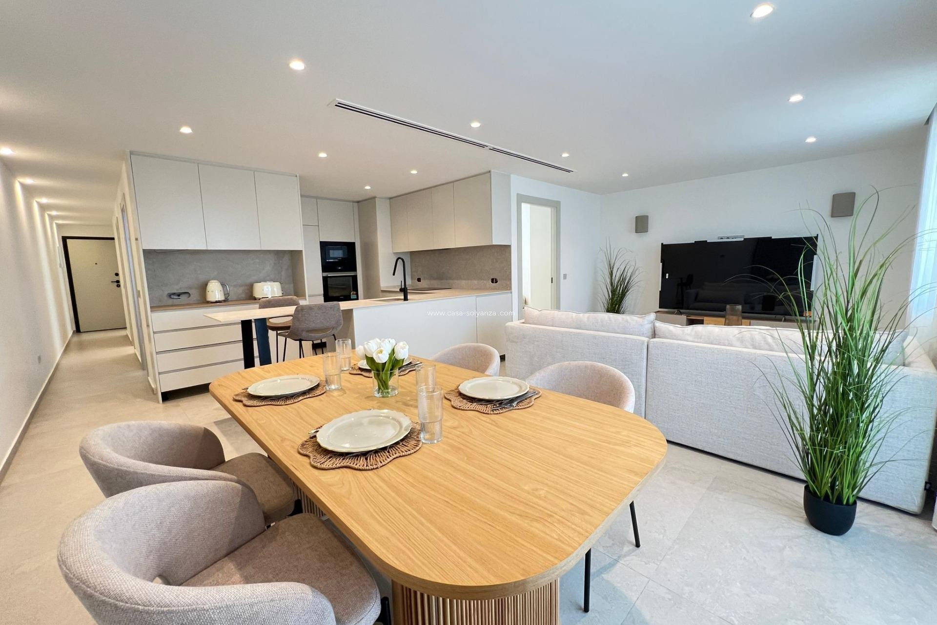 Reventa - Apartamento / piso - Torrevieja - El Acequión - Los Náufragos