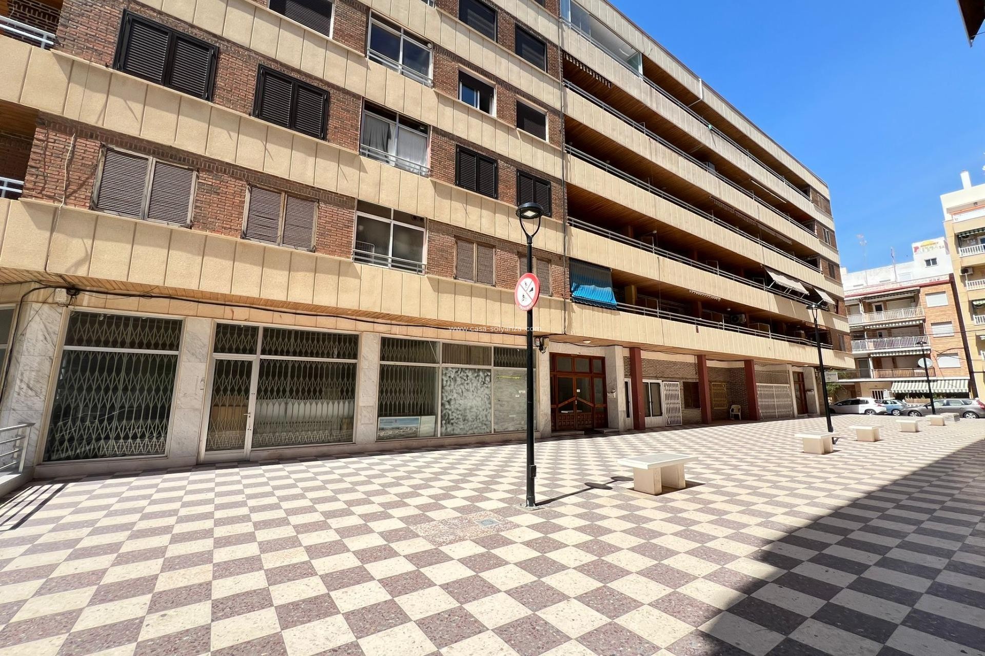 Reventa - Apartamento / piso - Torrevieja - El Acequión - Los Náufragos