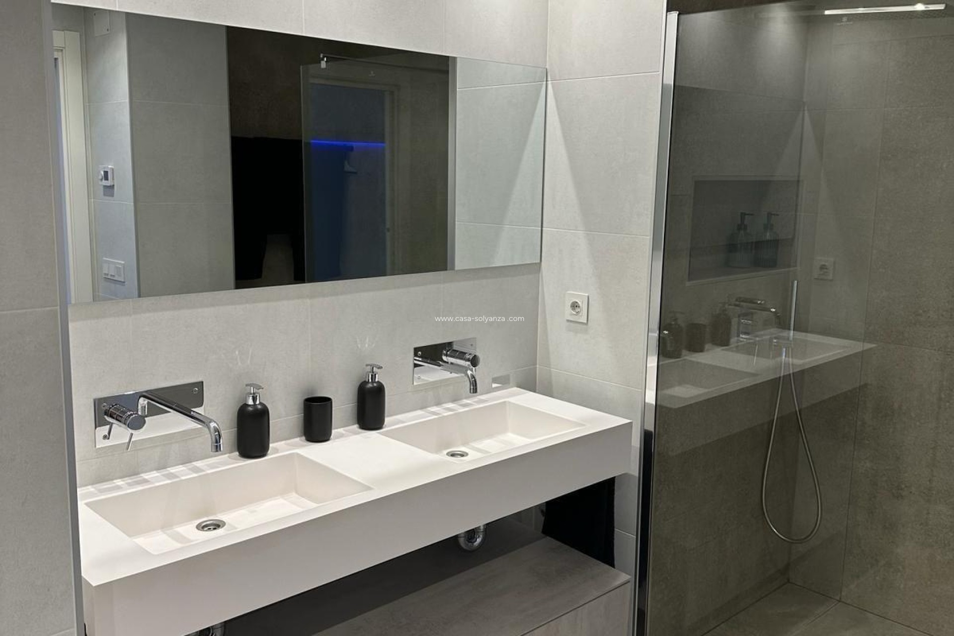 Reventa - Apartamento / piso - Torrevieja - El Acequión - Los Náufragos