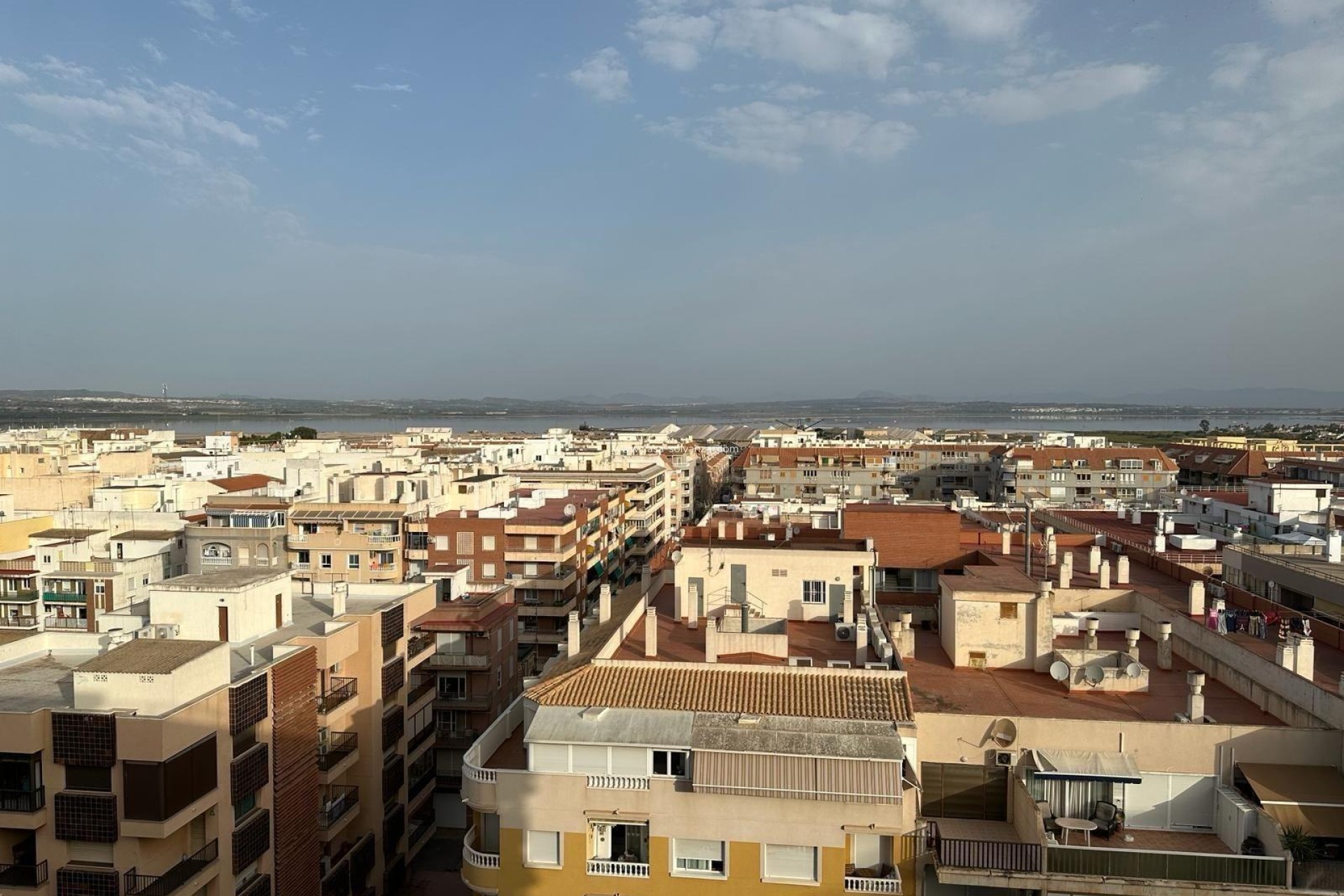 Reventa - Apartamento / piso - Torrevieja - El Acequión - Los Náufragos